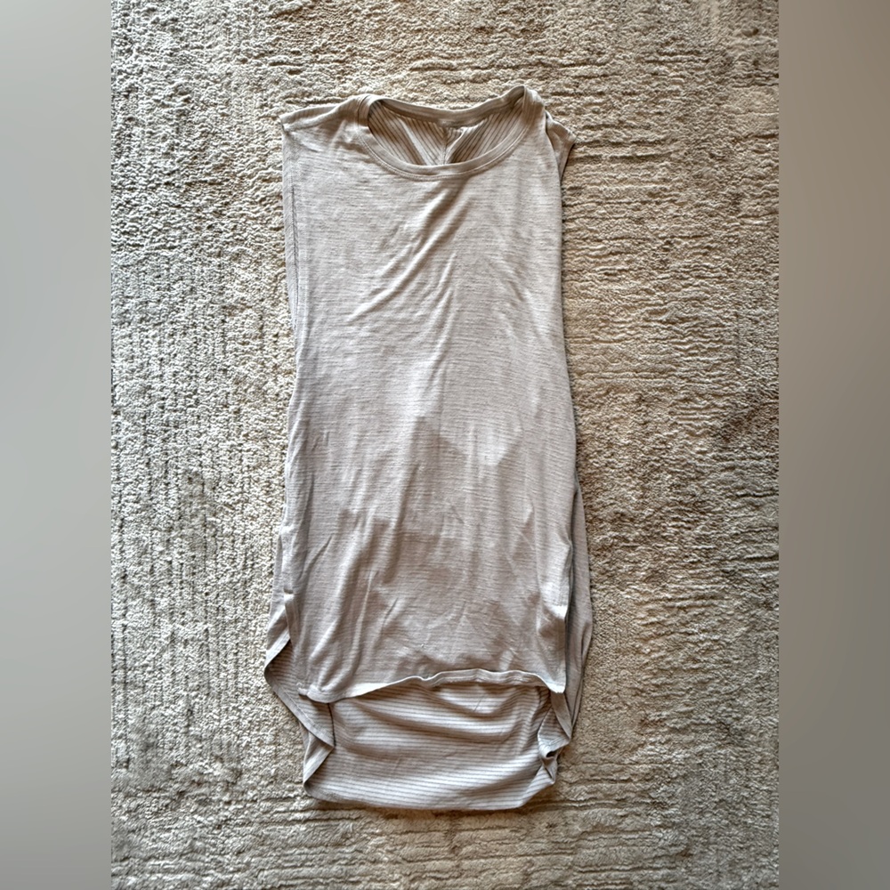 Lululemon Athletica Light Gray Tank top